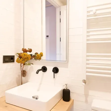 New Abando Ac By Staynnapartments Bilbao Exterior photo